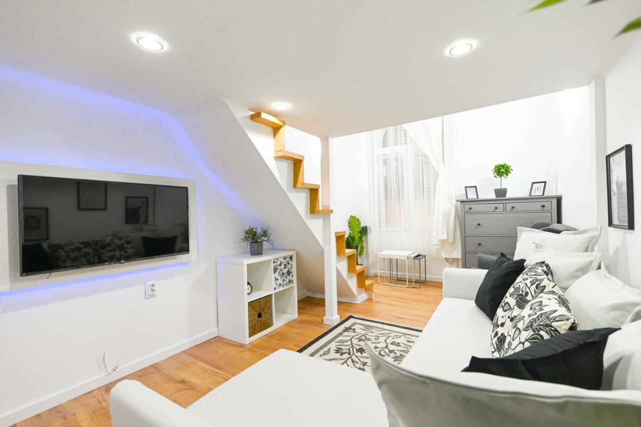 Charming Apartment In Damjanich Str., Lucas Budapešť Exteriér fotografie